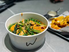 -W COLLECTIVE  DESSERT SHOP