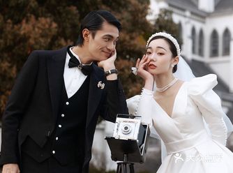 拍婚纱就来“蜜月时光”