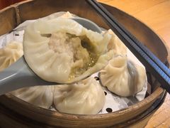 -馋三尺蟹粉小笼(人民广场店)
