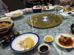 -朱记乳鸽王·非遗石岐乳鸽·全鸽宴(大兴旗舰店)