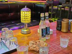 -喜鹊音乐酒馆(西街店)
