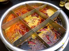 -邓莽子老火锅(中兴路总店)