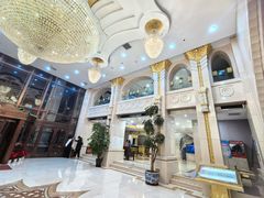 -碧中海汤泉汗蒸酒店