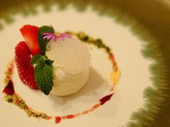 草莓燕窝乳酪-蝶舍·MAISON PAPILLON