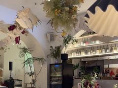 -春树下·树屋花房西餐厅(罍街AS1980店)