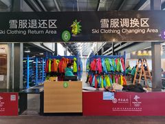 -石京龙滑雪场-停车场