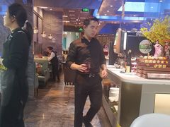 -渔纬港海鲜自助餐厅(湖里万达店)