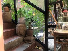 靠窗位-古董花园(思南路42弄小区店)