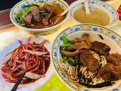 -金杨拉面王小吃面馆·牛三宝面·红烧牛肉粉