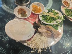 -桥香园云南过桥米线(金马碧鸡店)