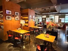 -JINNS锦时 steak&pizza(浸信会礼拜堂旧址店)