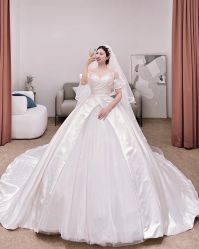 -派丽莫Pellimo原创设计婚纱品牌
