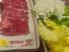 -沙胆彪炭炉牛杂煲(上海日月光广场店)