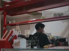 -UNI UNI(环亚凯瑟琳店)