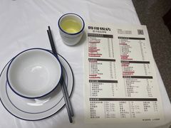 餐具摆设-鲁哥饭店(北正街店)