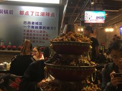 -巴四老城区炭火蛙锅(张江店)