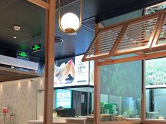 -老乡鸡(上海品尊国际中心店)