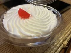-红宝石·鲜奶小方·海派西点房(南丹店)