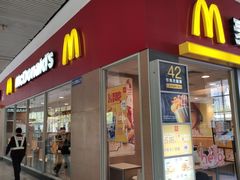 门面-麦当劳(轻轨曹杨路店)