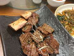 -萨拉伯尔(燕莎友谊商城店)