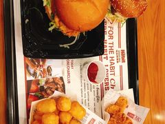 -The Habit Burger Grill 哈比特汉堡(复兴soho店)