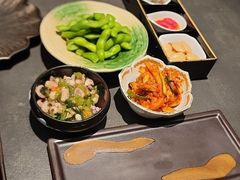 -铭牛烧肉·和牛海鲜自助(高新月牙湖店)