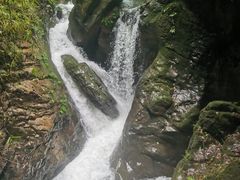 -龙水峡地缝景区