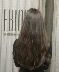 -FRIDAY星期五专业美发沙龙