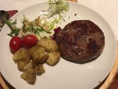 -斗牛士牛排(南京东路店)