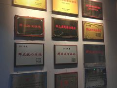 -晋爵会游泳馆(海湾公园店)