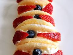 草莓雪-可稵咖啡面包蛋糕(休斯顿店)