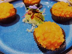 咸蛋黄鲜虾球-荟廷·晶萃(陆家嘴尚悦湾店)