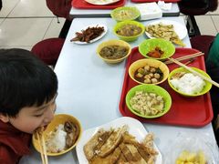 -哈尔滨工业大学食堂