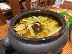 鲜赤松茸绣丸子菌汽锅鸡-云海肴·汽锅鸡·云南菜(美罗城店)