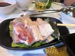 -鲜入围煮花胶鸡海鲜火锅