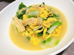 -吕氏焗小鲜•花园餐厅(八大关店)