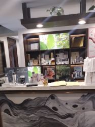 -青青一生美皮肤管理