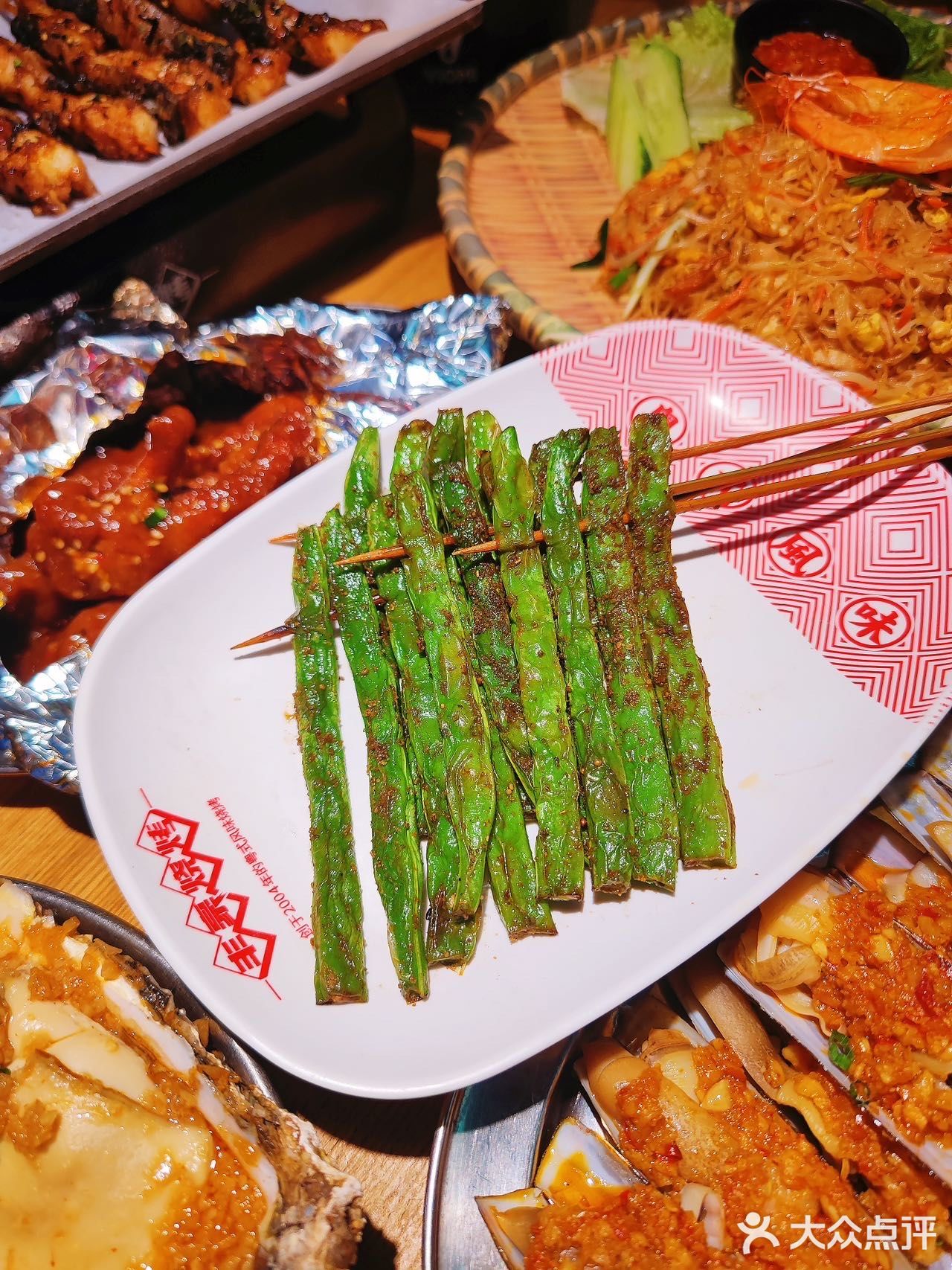 🔥燒烤狂欢，煙火氣中的人生百味！