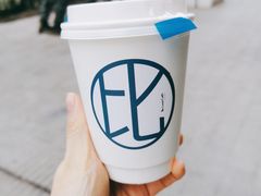 -Be Lived Cafe比例咖啡(摩天轮店)