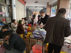 -建国蚵煎蚵面