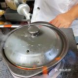 猪煲煲·炫饭嘎嘎香🥩🧃
