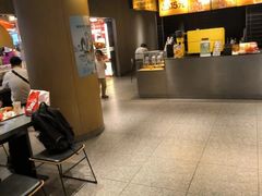 -麦当劳(中山公园龙之梦店)