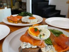 牛油果吐司-Egg•Allday Brunch(襄阳北路店)