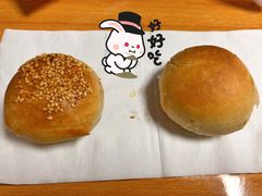 蟹壳黄-王宝和酒家(黄浦店)