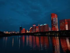 -万绿园
