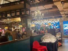 -领鲜活海鲜榴莲自助火锅(东门店)