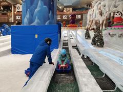 -长沙湘江冰雪世界