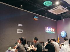 -老街烧烤大排档·地道湖北菜·龙虾馆(汉口火车站店)