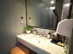 -南京禄口机场雅高铂尔曼大酒店