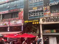 -BHC炸鸡(明洞总店)